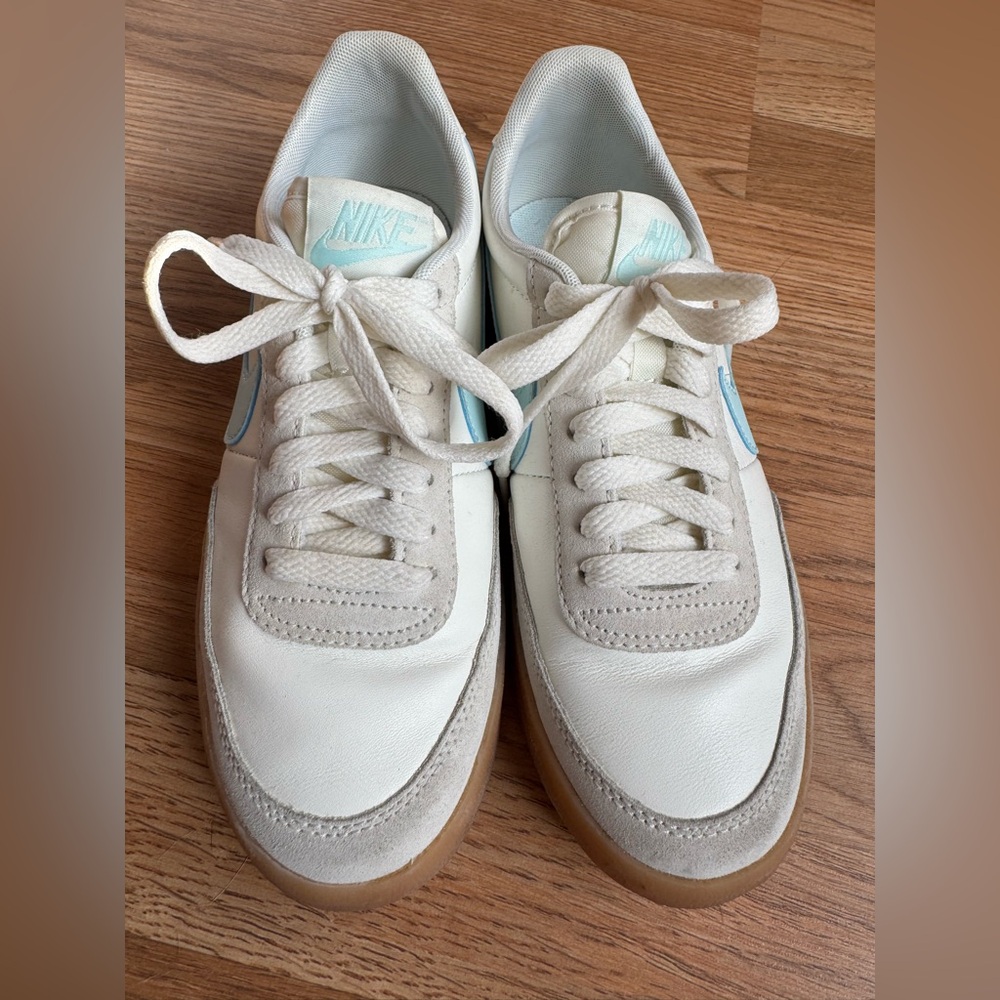 Nike Women's Cream and Blue Sneakers